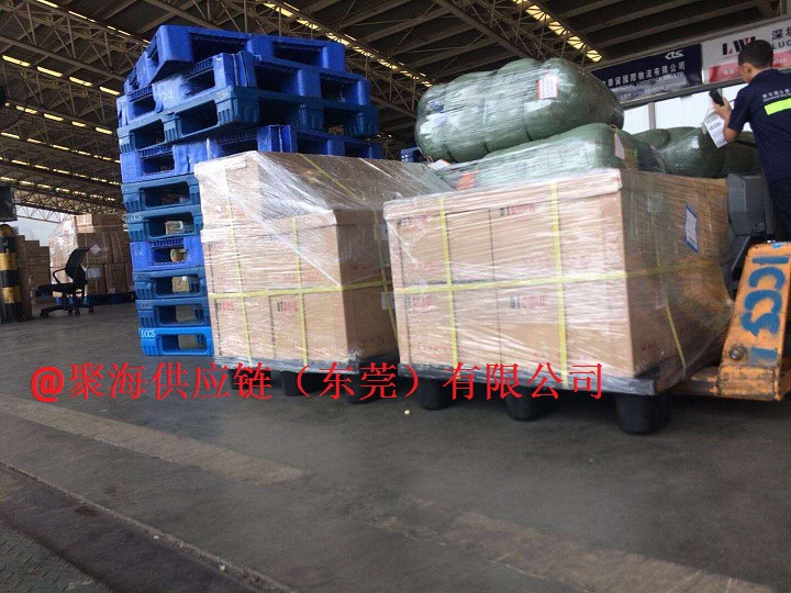 空運(yùn)出口.jpg 空運(yùn)出口.jpg