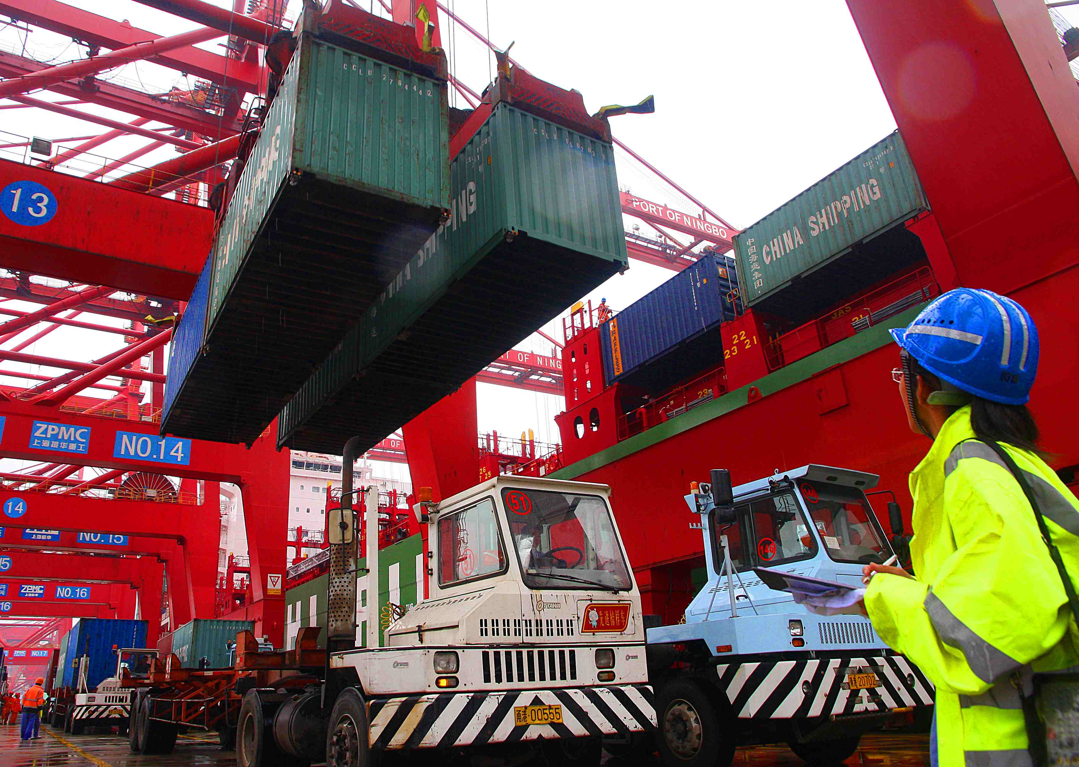 進(jìn)口集裝箱.jpg 進(jìn)口集裝箱.jpg