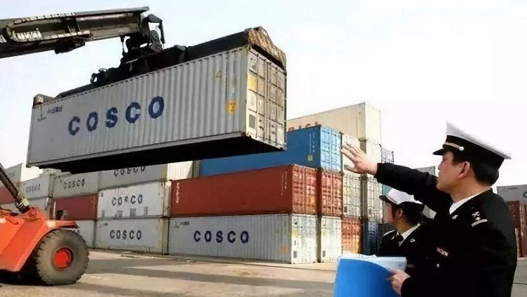 貨物被扣港區(qū)未進緝私科.jpg 貨物被扣港區(qū)未進緝私科.jpg