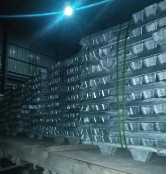 鋁錠.jpg 鋁錠.jpg