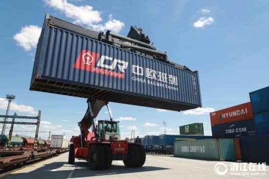 1542696091150834.jpg 中歐班列3.jpg