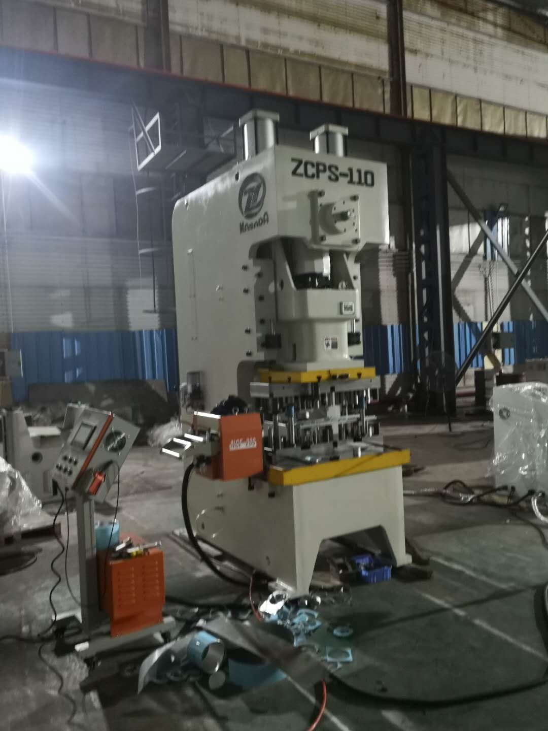 1551424555744019.jpg 沖壓機(jī)床1.jpg