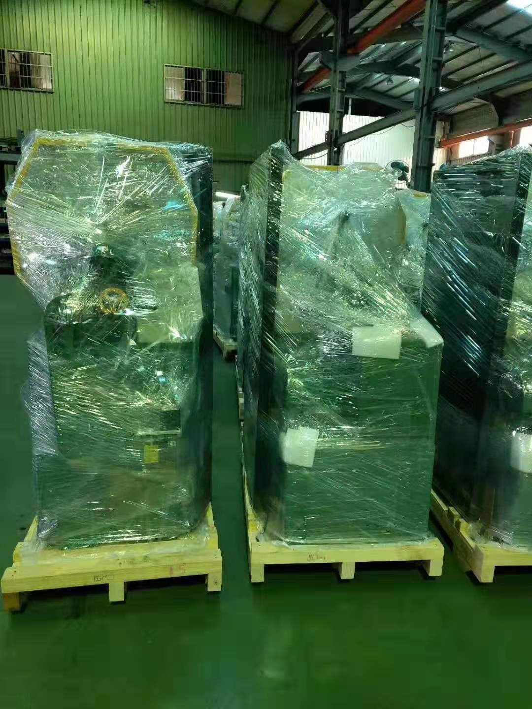 1552637642834307.jpg 自動車床2.jpg