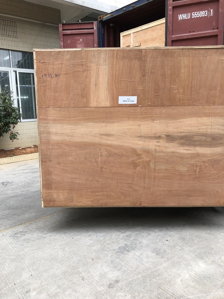 1554107052842892.jpg 噴膠機(jī)2.jpg