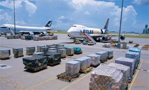 1573787338665298.jpg 空運(yùn)進(jìn)口報(bào)關(guān).jpg